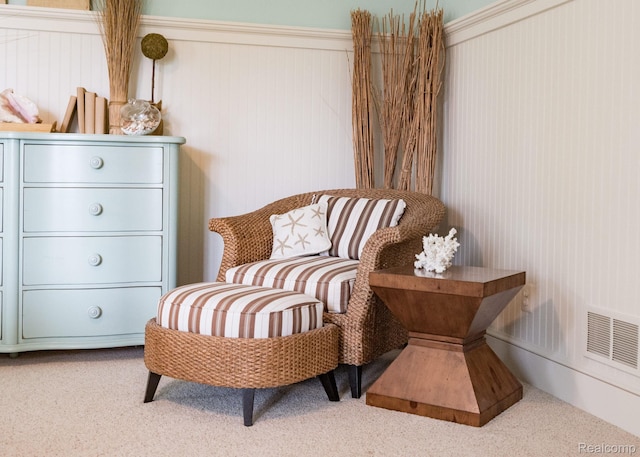 3831 Woodland Dr, Highland, MI 48356 - sitting room with carpet