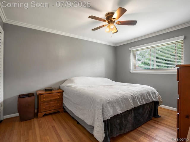 32000 Coronet Dr, Farmington, MI 48334 - bedroom with wood finished floors, crown molding, and ceiling fan