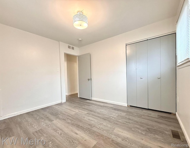 13231 Albany St, Oak Park, MI 48237 - photo 14