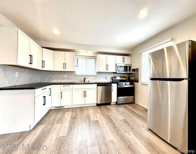 13231 Albany St, Oak Park, MI 48237 - photo 8