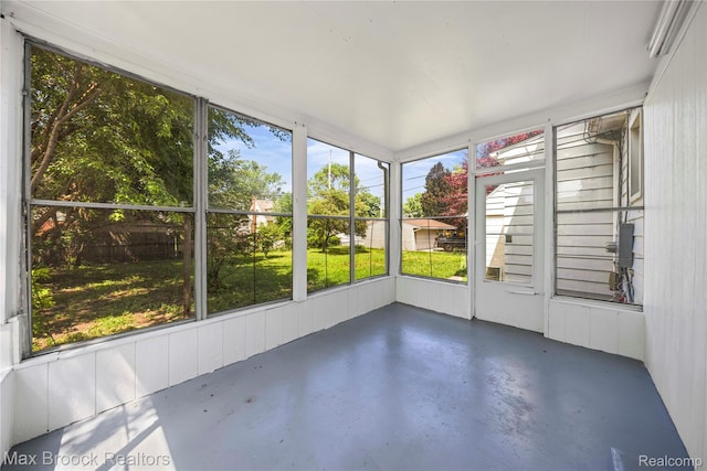 643 Spencer St, Ferndale, MI 48220 - unfurnished sunroom featuring healthy amount of natural light