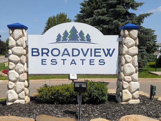 491 Harrison Dr, Davison, MI 48423 - view of community sign