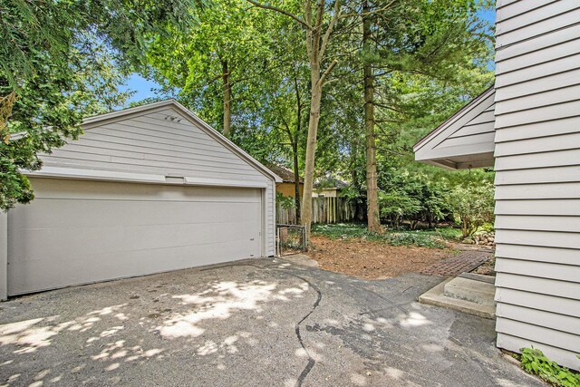 2425 University Ave, Kalamazoo, MI 49008 - photo 30
