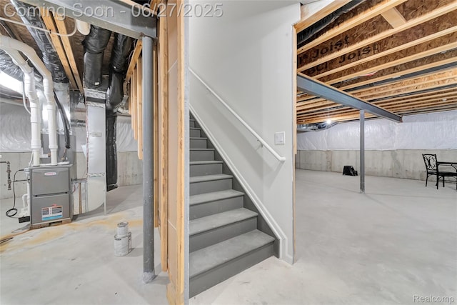 38731 Chasewood Ct, Farmington Hills, MI 48335 - unfinished below grade area featuring stairway