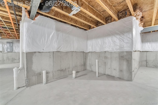 38731 Chasewood Ct, Farmington Hills, MI 48335 - unfinished below grade area featuring electric panel