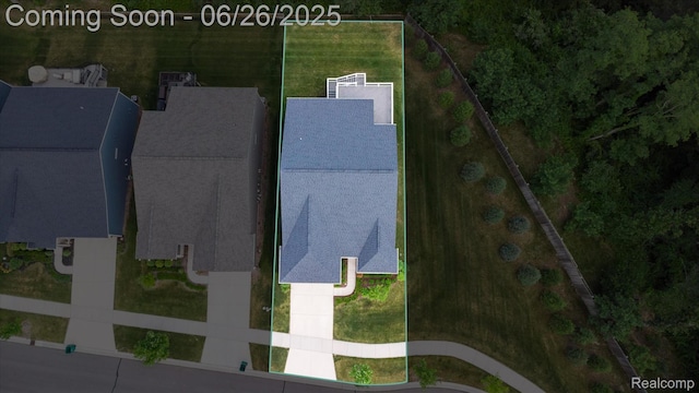 1065 Spring Trail Ct, Brighton, MI 48116 - drone / aerial view