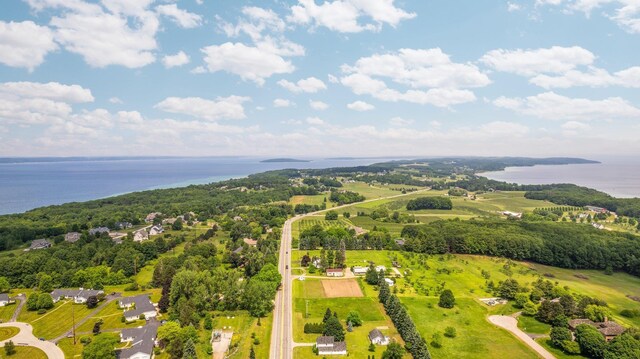 172 Wildwood Meadows Dr, Traverse City, MI 49686 - photo 58