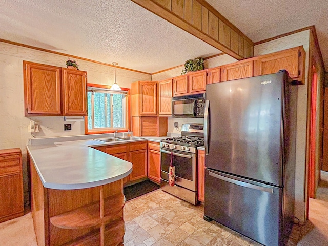 104 Wyckoff Dr, Houghton Lake, MI 48629 - photo 5