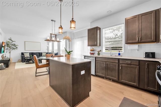 8435 Sandhill Ct, Waterford, MI 48386 - photo 7