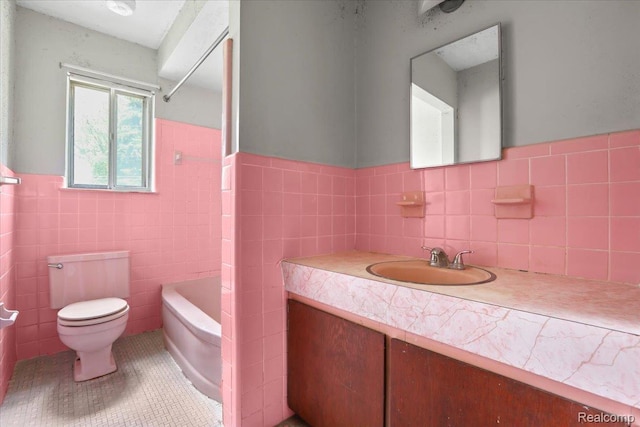 4663 Marian Ave, Warren, MI 48092 - full bathroom featuring tile walls, vanity, wainscoting, and tile patterned flooring