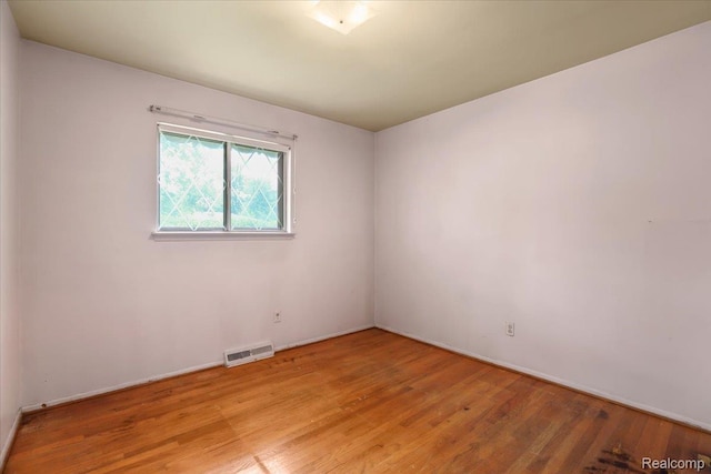 4663 Marian Ave, Warren, MI 48092 - spare room featuring light wood-style floors and baseboards