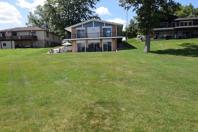 223 Lake Shore Dr, Coldwater, MI 49036 - photo 2