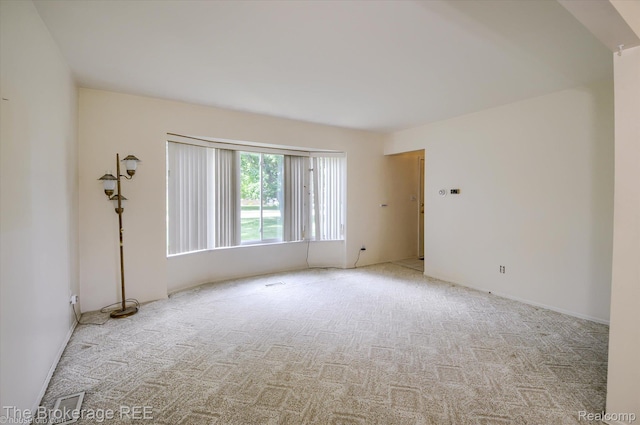 6228 Greenview Dr, Burton, MI 48509 - photo 12