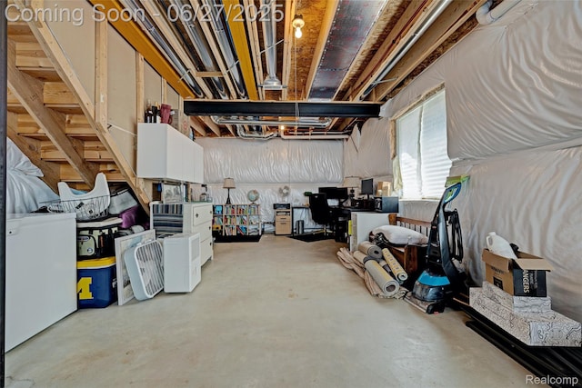28545 Cottage Ln, New Hudson, MI 48165 - view of basement