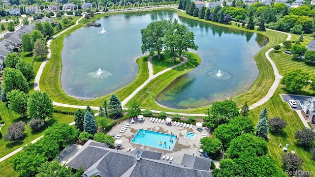 28545 Cottage Ln, New Hudson, MI 48165 - view of property location with a nearby body of water and a pool