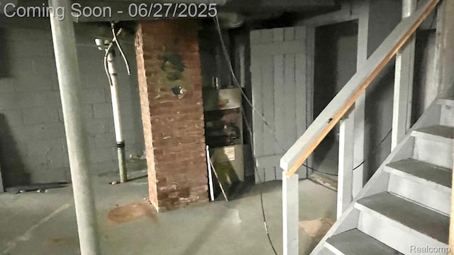 12857 Robson St, Detroit, MI 48227 - unfinished basement featuring stairs