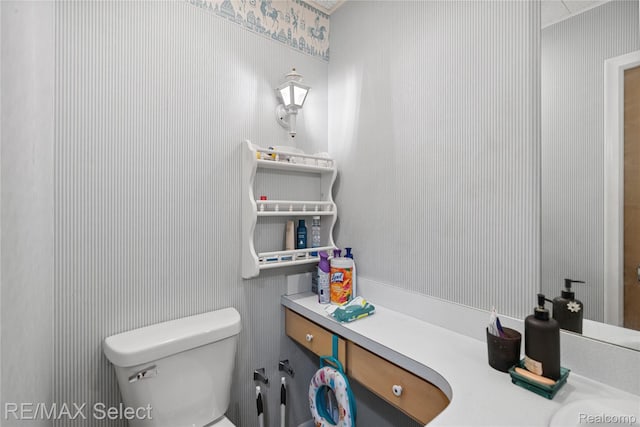 6088 Sierra Pass, Flint, MI 48532 - half bath featuring toilet