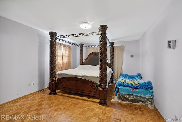 6088 Sierra Pass, Flint, MI 48532 - bedroom featuring baseboards