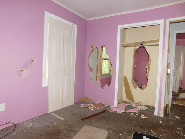 2504 Dexter Ave, Kalamazoo, MI 49004 - unfurnished bedroom with ornamental molding