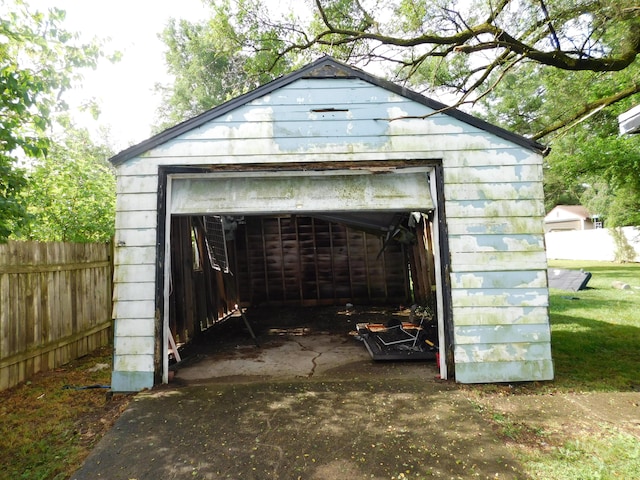 2504 Dexter Ave, Kalamazoo, MI 49004 - view of detached garage
