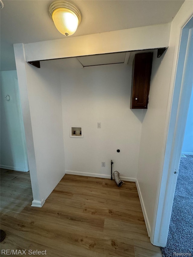 2017 Noble Ave, Flushing, MI 48532 - laundry room featuring wood finished floors and washer hookup