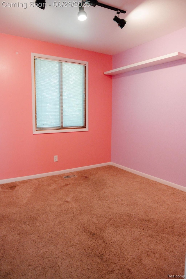 8494 Edgewood Park Dr, Commerce Twp, MI 48382 - photo 11