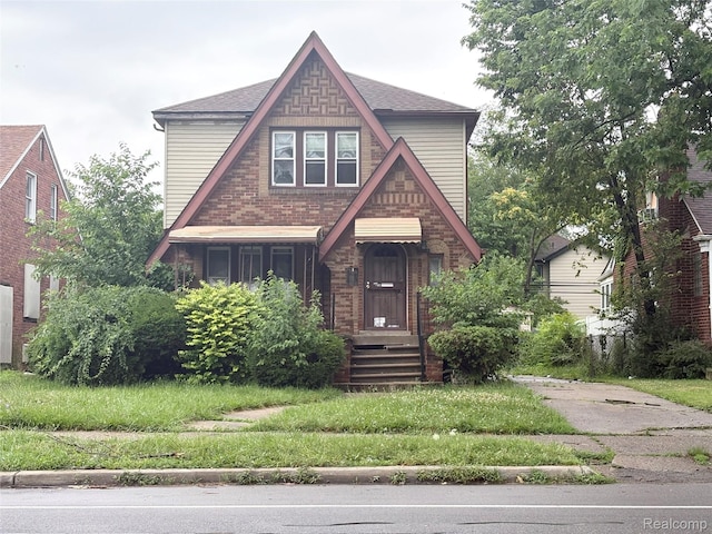 14892 Hubbell St, Detroit, MI 48227 - view of front facade with roof with shingles