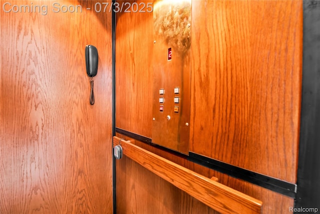 9000 Ferry Rd, Grosse Ile, MI 48138 - elevator