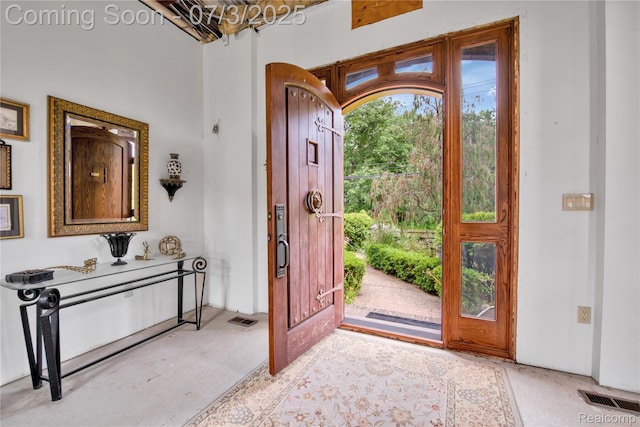 9000 Ferry Rd, Grosse Ile, MI 48138 - view of foyer