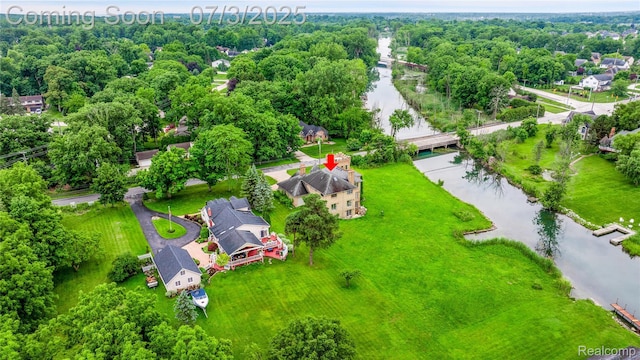 9000 Ferry Rd, Grosse Ile, MI 48138 - bird's eye view of a nearby body of water