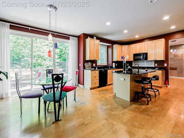 6590 Pembridge Hl, West Bloomfield, MI 48322 - photo 11