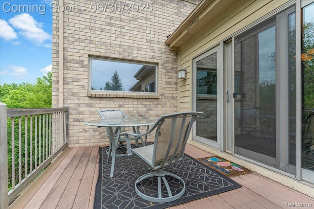 550 Kings Fairway Ct, Grand Blanc, MI 48439 - view of deck