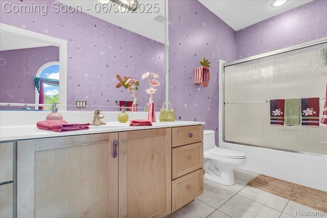 550 Kings Fairway Ct, Grand Blanc, MI 48439 - bathroom featuring tile patterned floors, vanity, bath / shower combo with glass door, and wallpapered walls