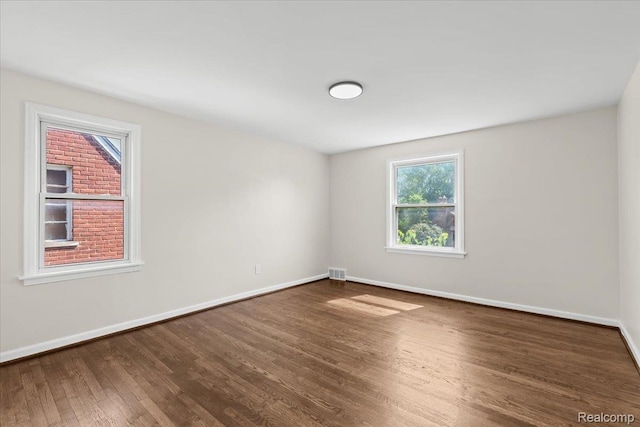 18639 Kentucky St, Detroit, MI 48221 - unfurnished room featuring wood finished floors and baseboards