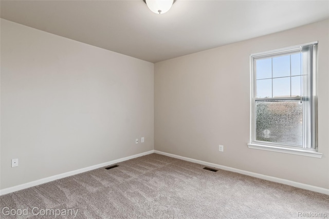 2450 Hewitt St, Hamtramck, MI 48212 - spare room with carpet and baseboards
