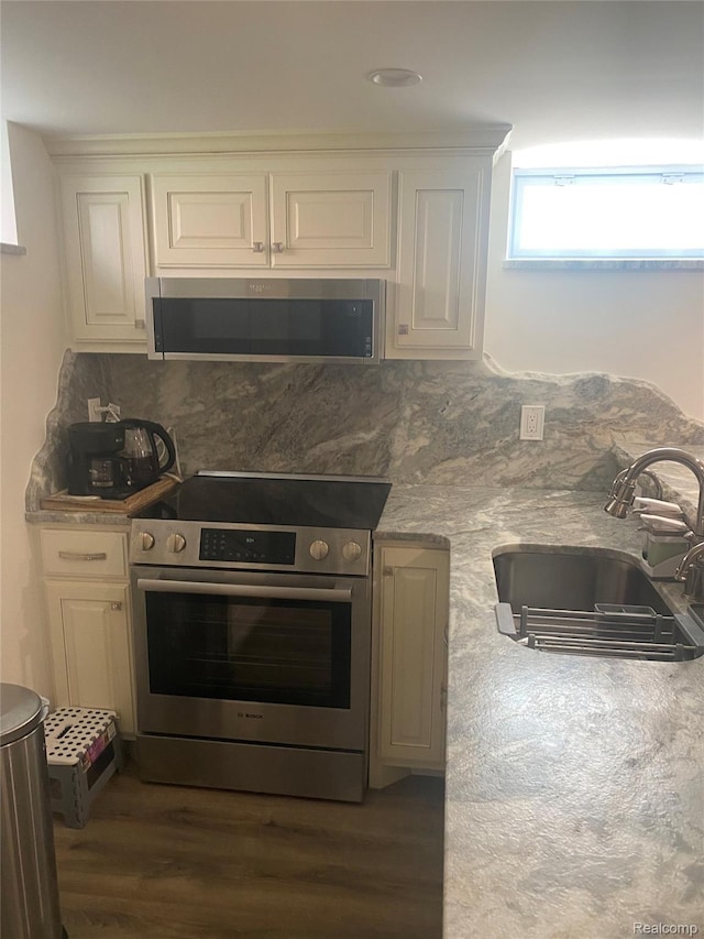 9834 Brookfield St, Livonia, MI 48150 - photo 42