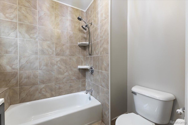 192 W Hopkins Ave, West Bloomfield, MI 48340 - full bath with toilet and washtub / shower combination