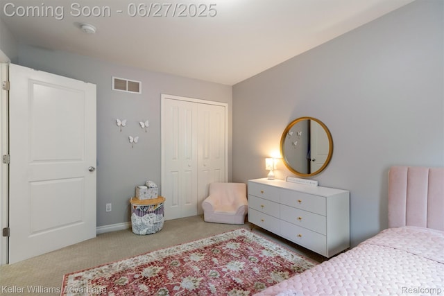 11785 Cardwell St, Dearborn Heights, MI 48150 - carpeted bedroom with a closet and baseboards