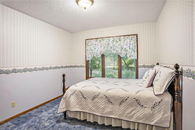 1769 Maple Ln, Benton Harbor, MI 49022 - bedroom featuring wallpapered walls, carpet flooring, and a textured ceiling