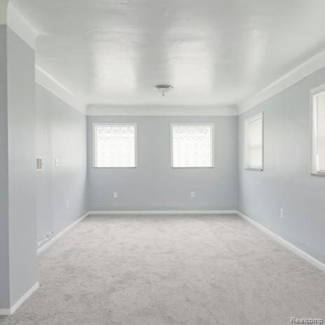 440 Jewell St, Southfield, MI 48220 - carpeted empty room with baseboards