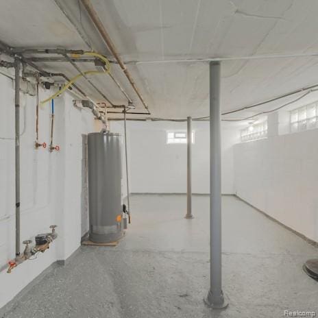 440 Jewell St, Southfield, MI 48220 - below grade area featuring water heater