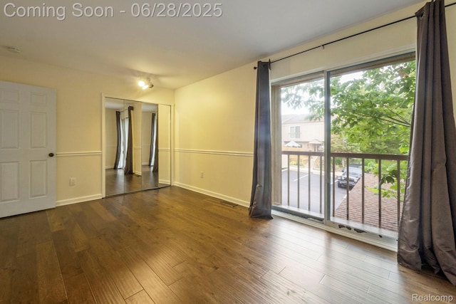 1481 Oakbrook E, Rochester, MI 48307 - empty room featuring wood finished floors