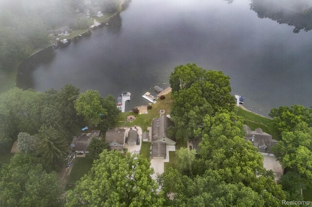 2624 Lynch, Highland, MI 48357 - aerial view of a large body of water