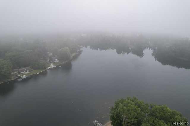 2624 Lynch, Highland, MI 48357 - bird's eye view of a large body of water