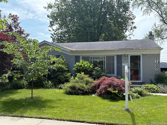 31637 Wyoming St, Livonia, MI 48150 - photo 1