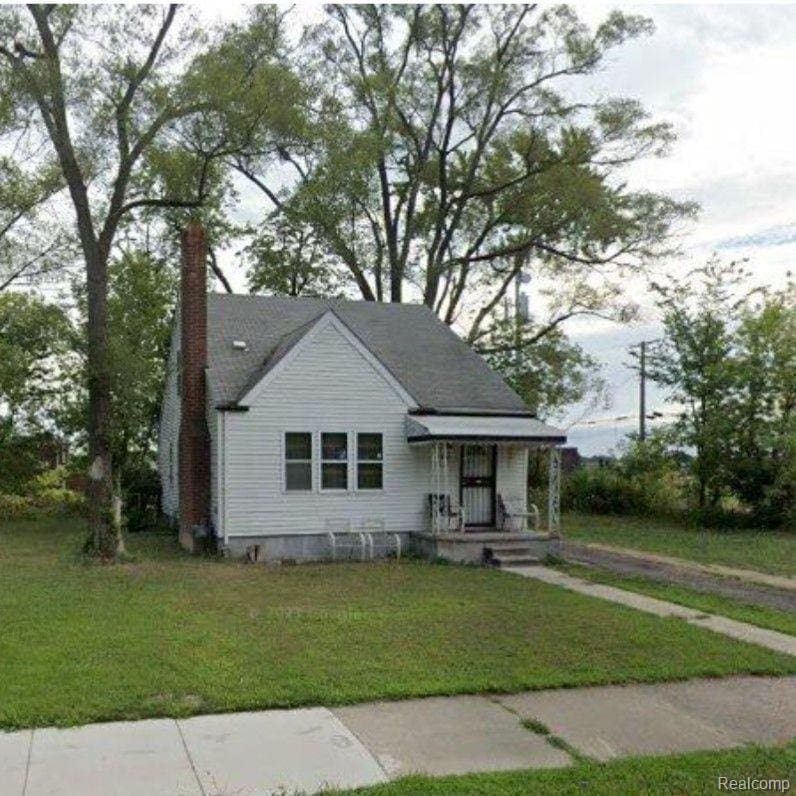 8626 Ashton Ave, Detroit, MI 48228 - photo 1