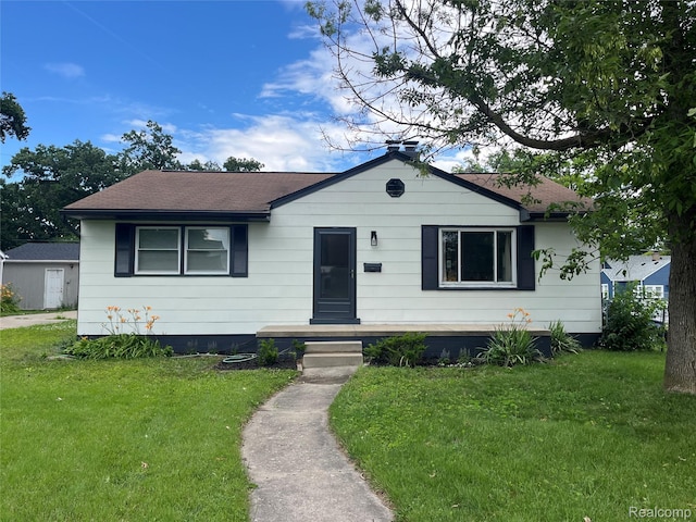 23702 Crossley Ave, Hazel Park, MI 48030 - photo 1