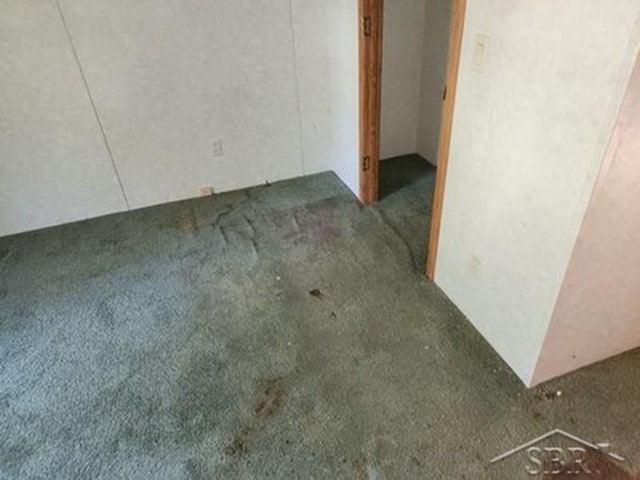 2502 Lynnwood Ave, Saginaw, MI 48601 - view of carpeted empty room