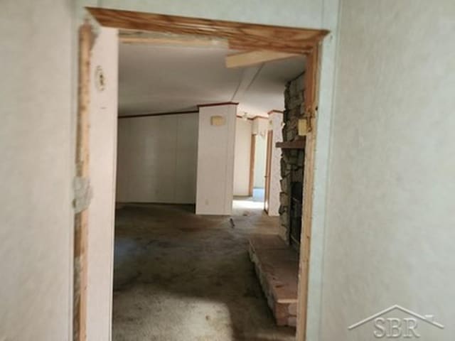 2502 Lynnwood Ave, Saginaw, MI 48601 - view of hall