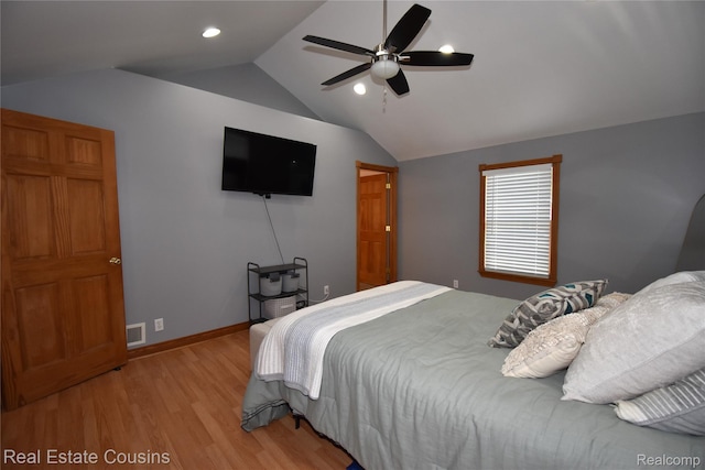 116 Park St, Gaines, MI 48436 - bedroom with lofted ceiling, light wood-style flooring, and a ceiling fan
